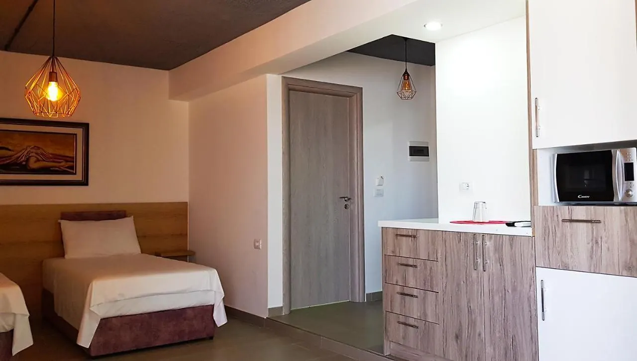 Asi Rooftop Hotel Sarandë