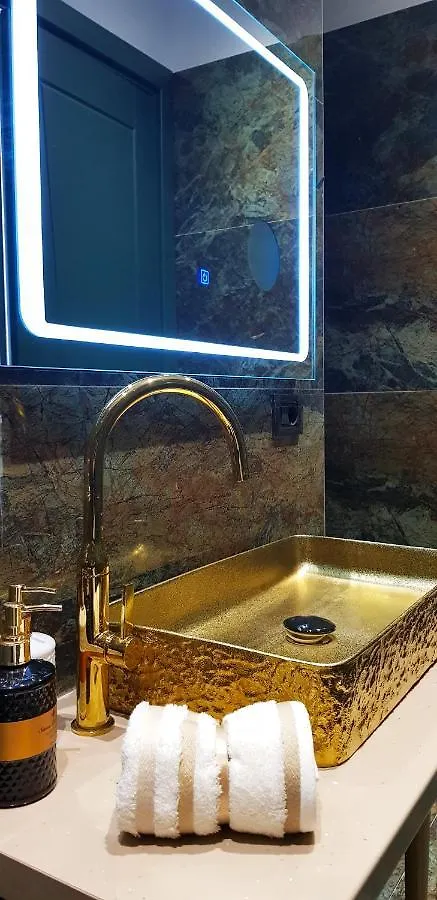 Asi Rooftop Hotel Sarandë
