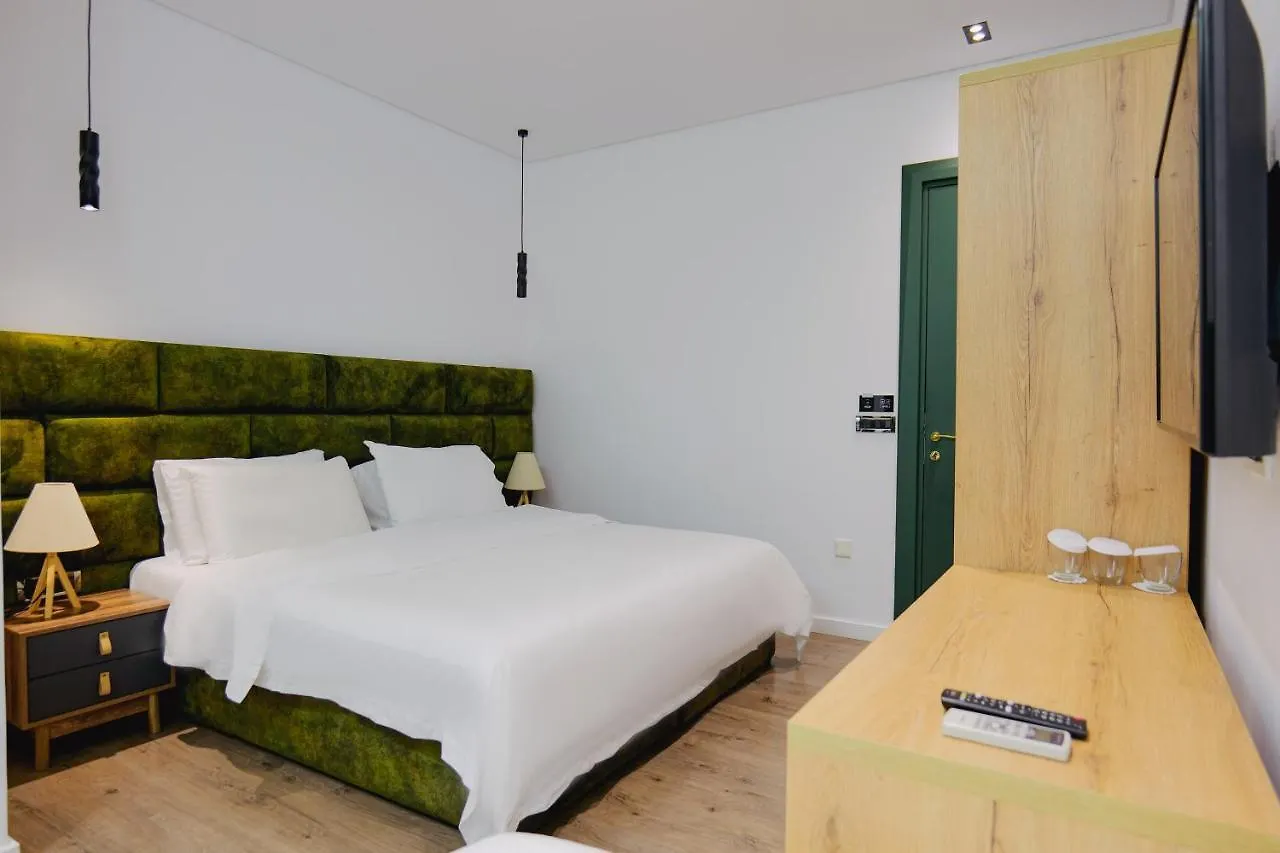 Asi Rooftop Hotel Sarandë 4*,  Albania