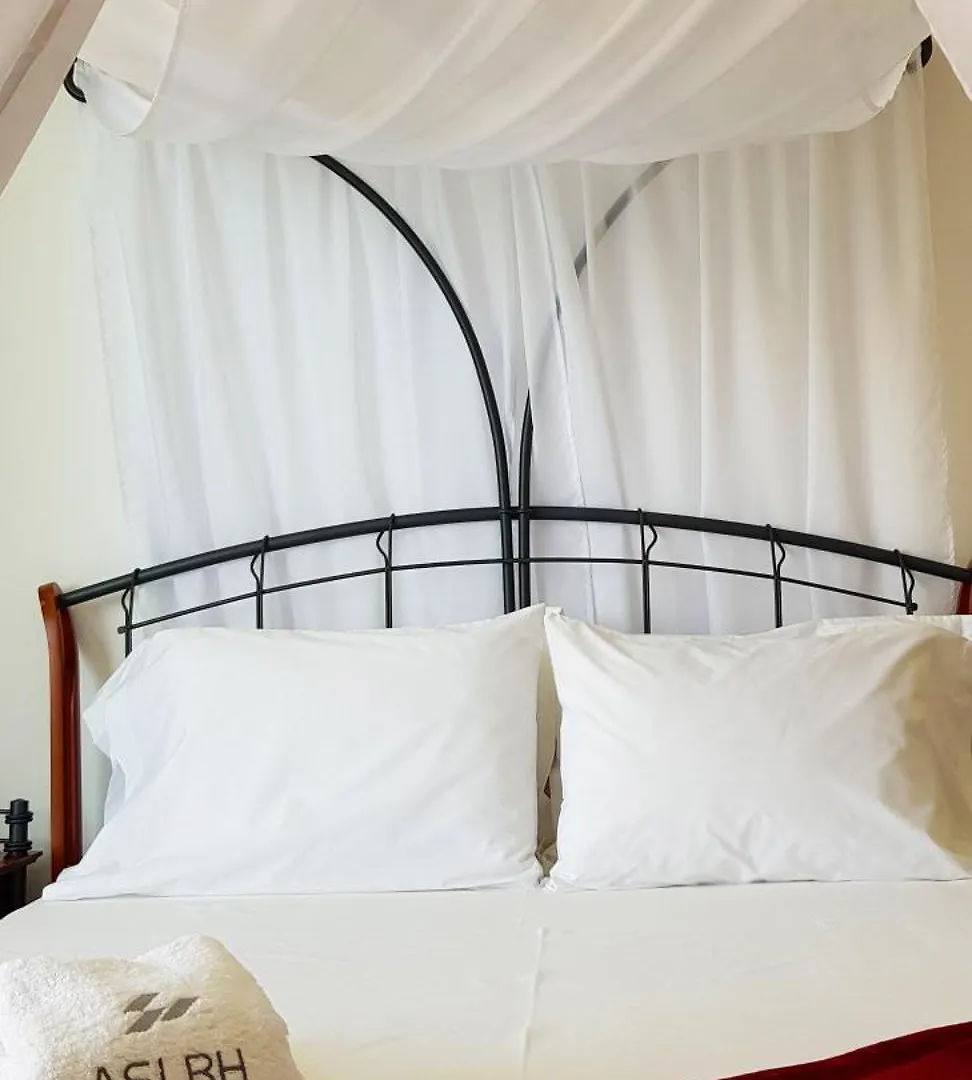 Asi Rooftop Hotel Sarandë