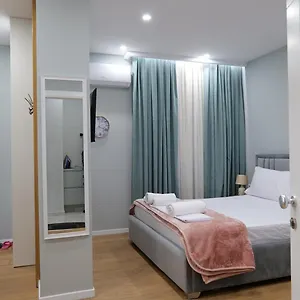 https://kristi-apartment-02.hotels-in-tirana.com