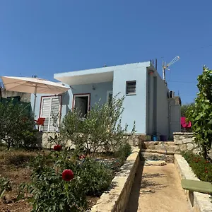 Pensión Bedro, Sarandë