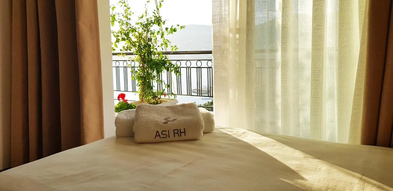 Asi Rooftop Hotel Sarande 4*,